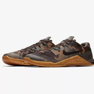 nike men's metcon 4 camo